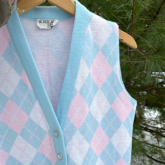 80s Brownstone Studio NY Pastel Argyle Knit Sweater Vest - Picture 3 of 13